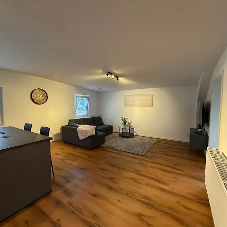 Modernes In 67688 Tla